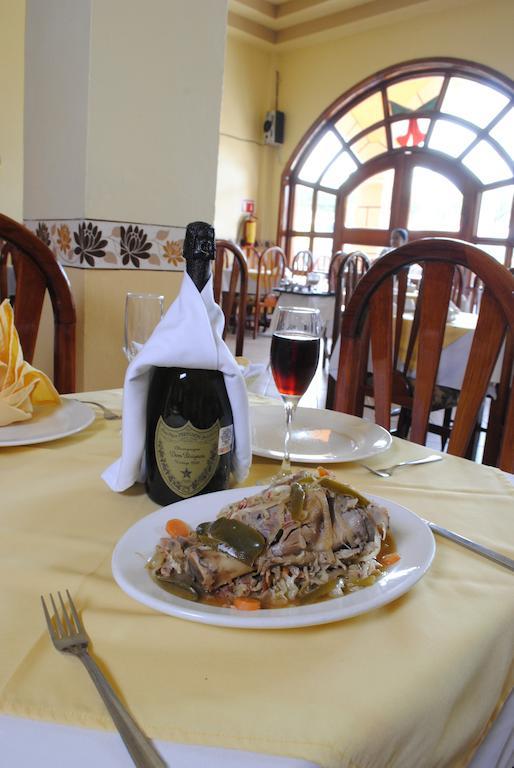 Hotel Arcos Del Parque Acayucan ภายนอก รูปภาพ