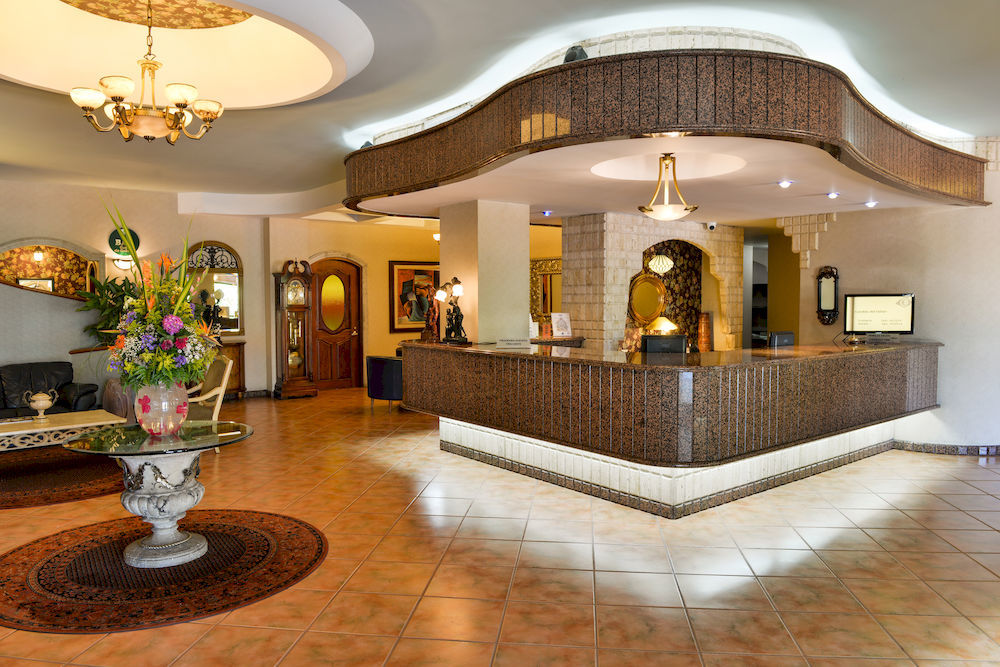 Hotel Arcos Del Parque Acayucan ภายนอก รูปภาพ