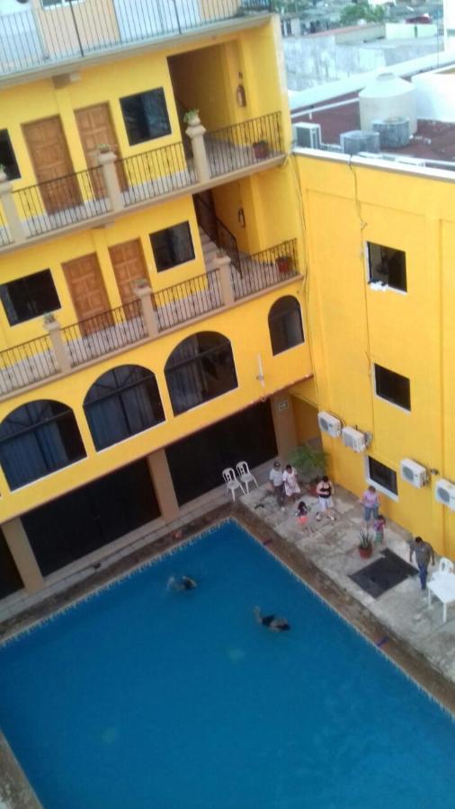 Hotel Arcos Del Parque Acayucan ภายนอก รูปภาพ